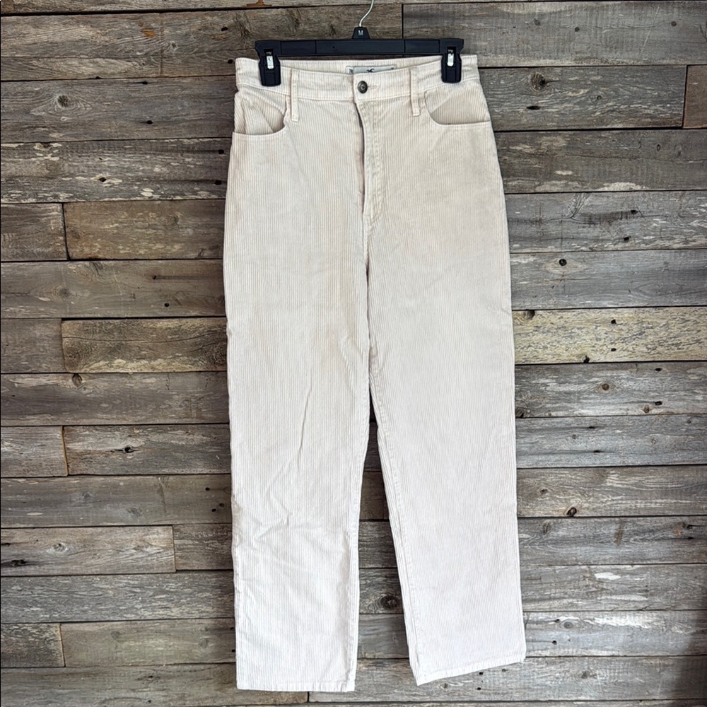 Hollister Cream Straight Leg Pants